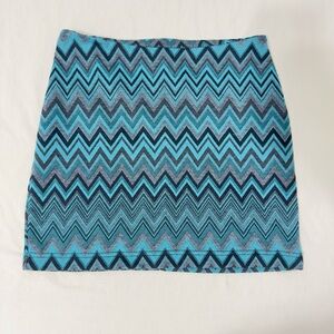 Chevron Patterned Blue Skirt